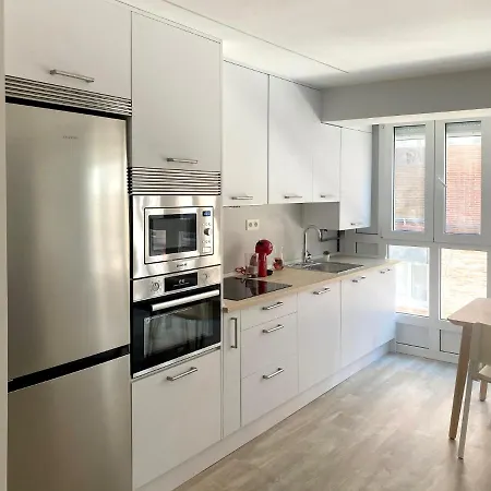 151a Apartamento Moderno 2 Dormitorios גיחון