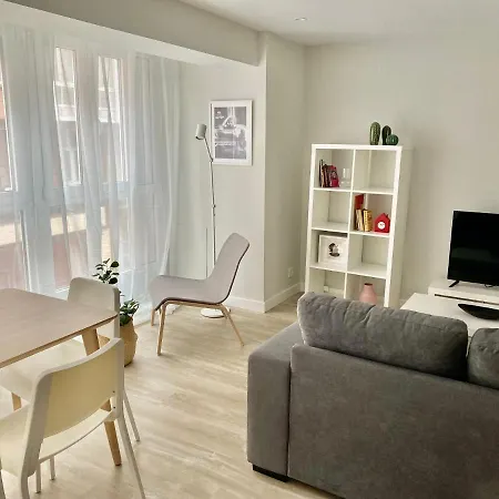 151a Apartamento Moderno 2 Dormitorios גיחון